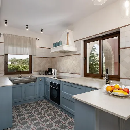 Casa Rea Mit Pool Und Panoramameerblick Holiday home